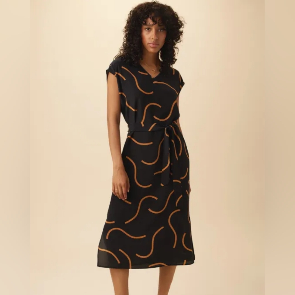 Amour Vert Wave Pattern Silk Midi Dress
